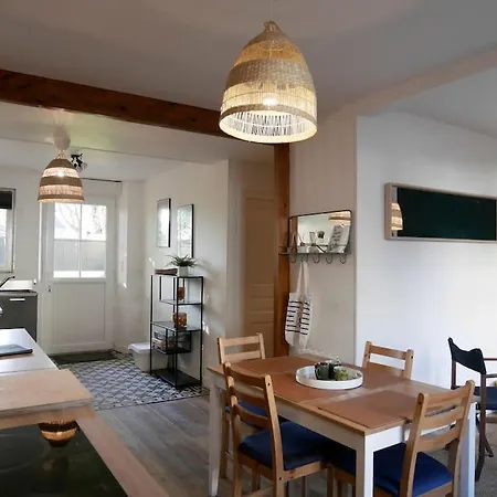 Clint House - 